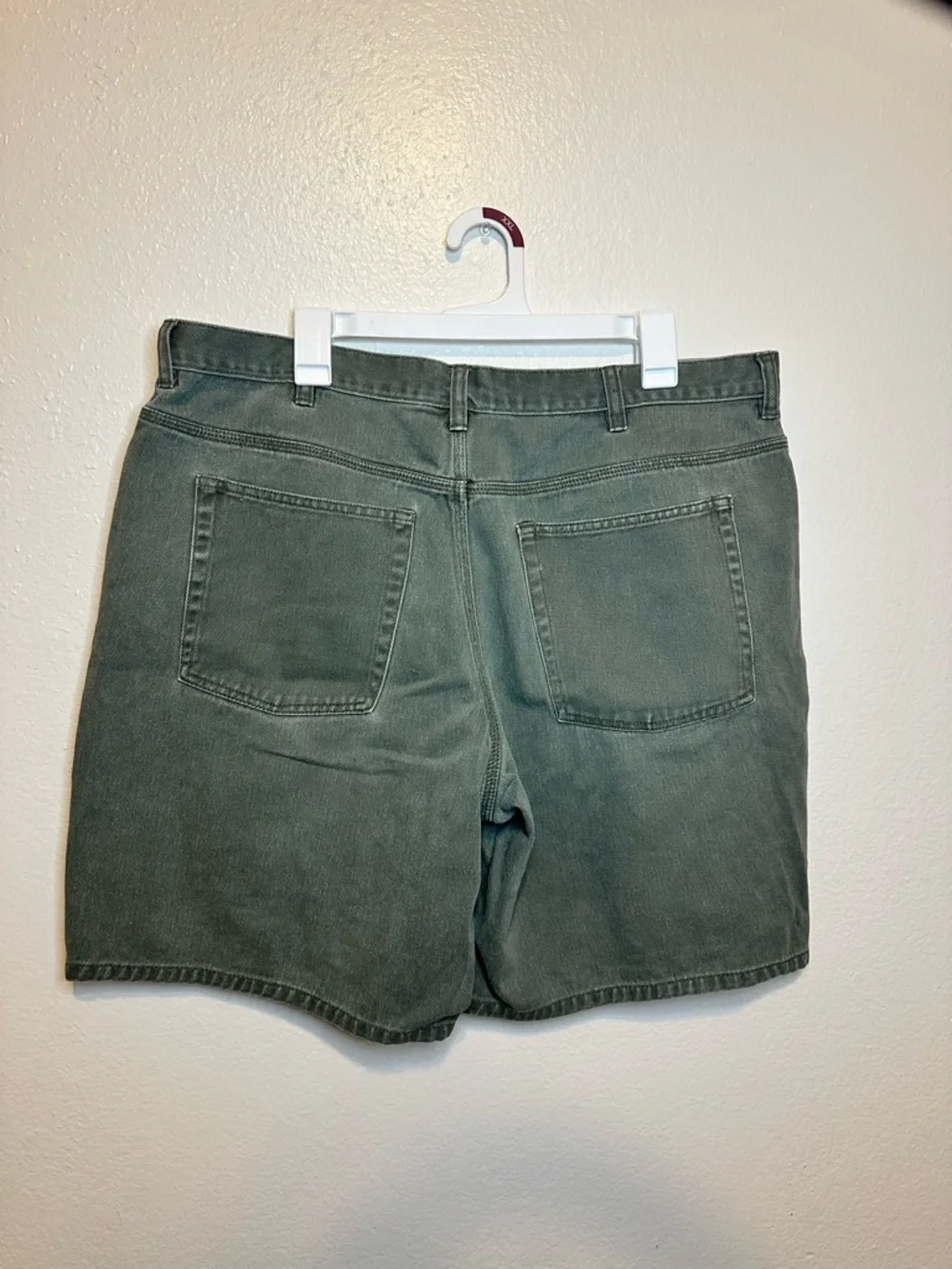 Basic Editions Olive Green Denim-Style Men's Shorts